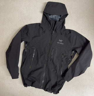 ARC’TERYX ALPHA JACKET ‘BLACK’