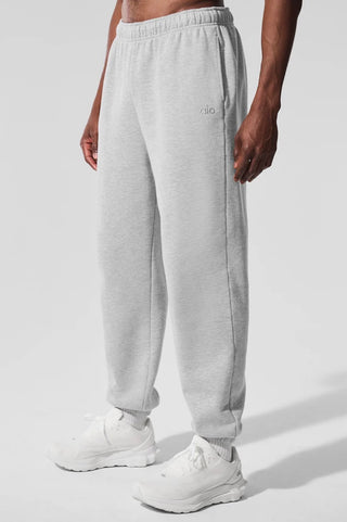 ALO Accolade Sweatpant 'Athletic Heather Grey'